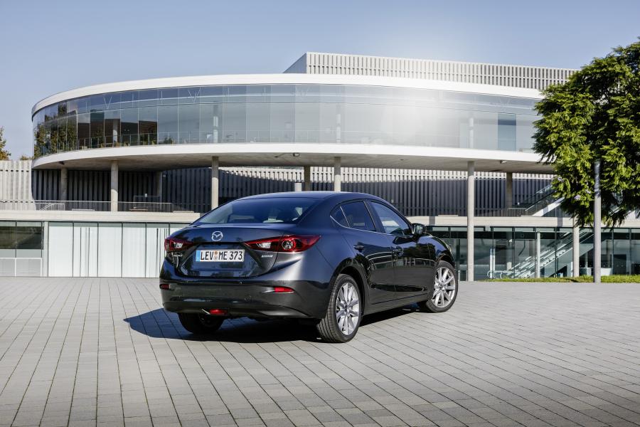  Mazda3 Sedan 2016 года  (WW) (фото 22 из 37)